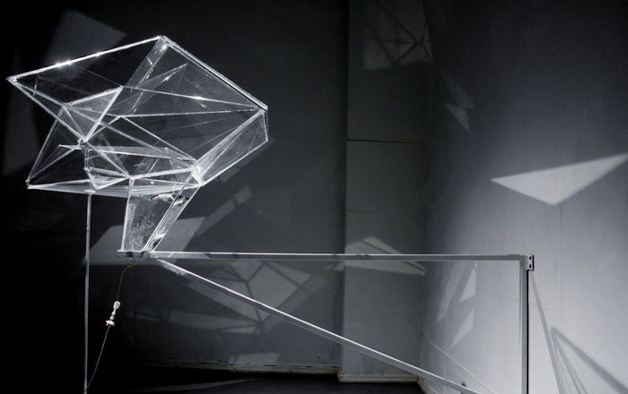Fabian Olovon glas sculpture